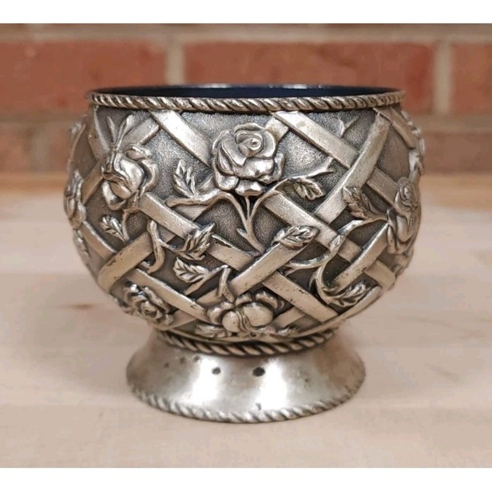 Pewter Bowl Lattice Flowers / Rope Design 3 Inches‎